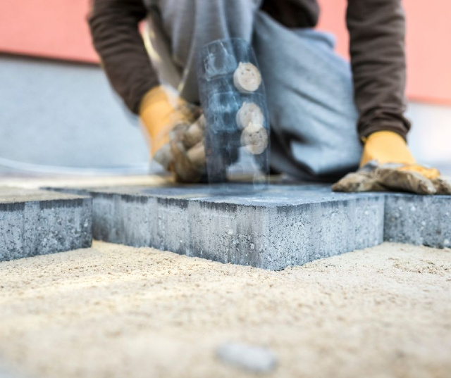 3 Tips for Choosing the Right Commercial Paving Contractor