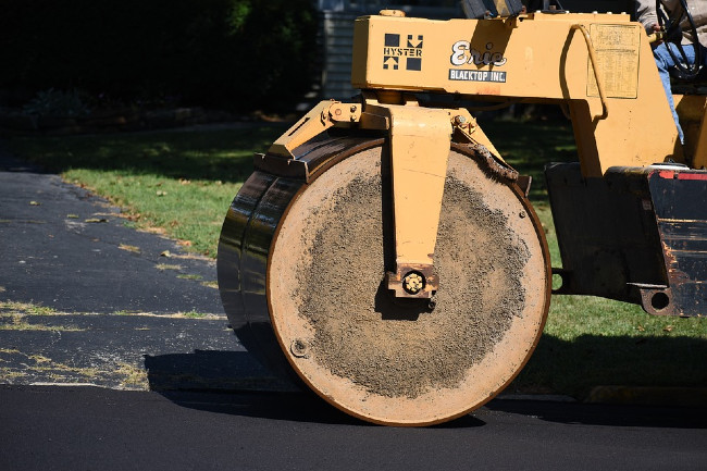 Can Asphalt Paving Be Done In the Winter?